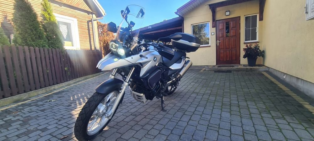 BMW f650 GS TWIN dwa cylindry  2011 pojemność silnika  798