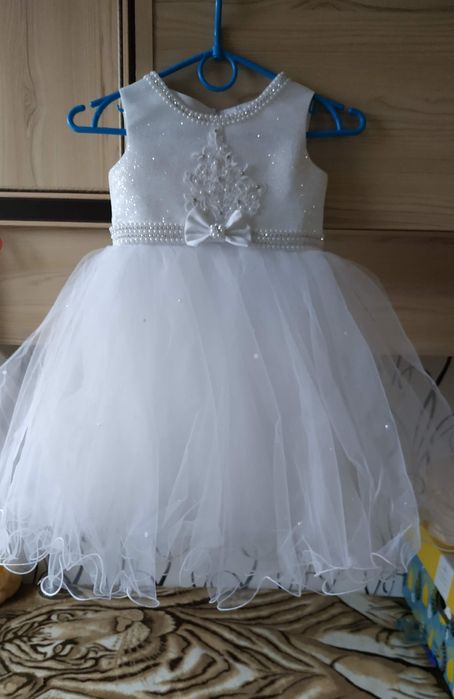 Продам костюм Сніжинки, Краплинки, Білосніжки, Цукерки або Хлопушки