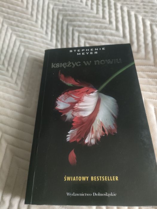 Księżyc w nowiu, Stephanie Meyer
