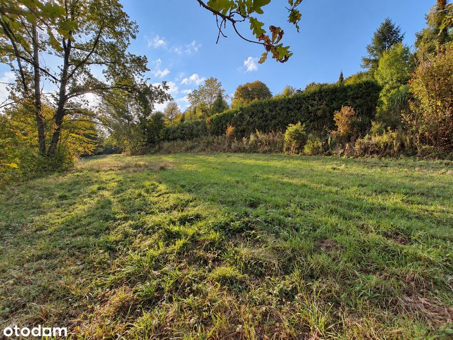 Działka budowlana 2002 m² z widokiem – Stróża