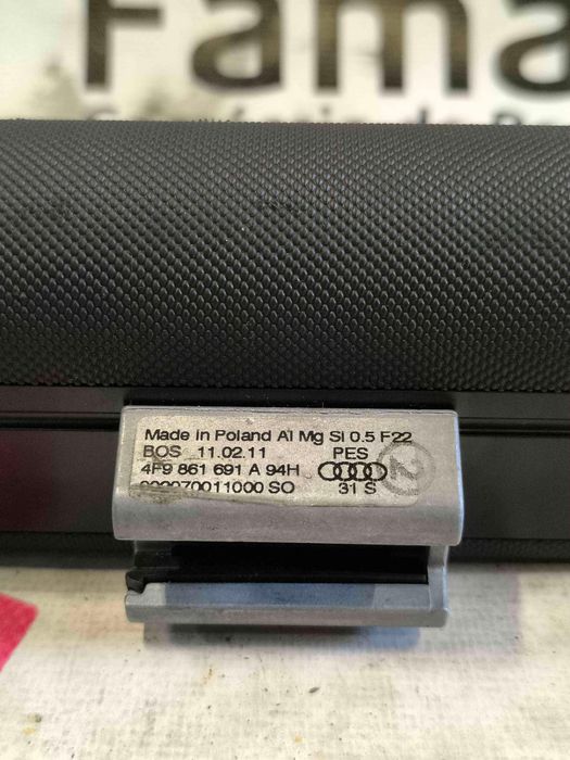 Chapeleira / Tampo da Mala AUDI A6 C6 4F9861691A (OEM)