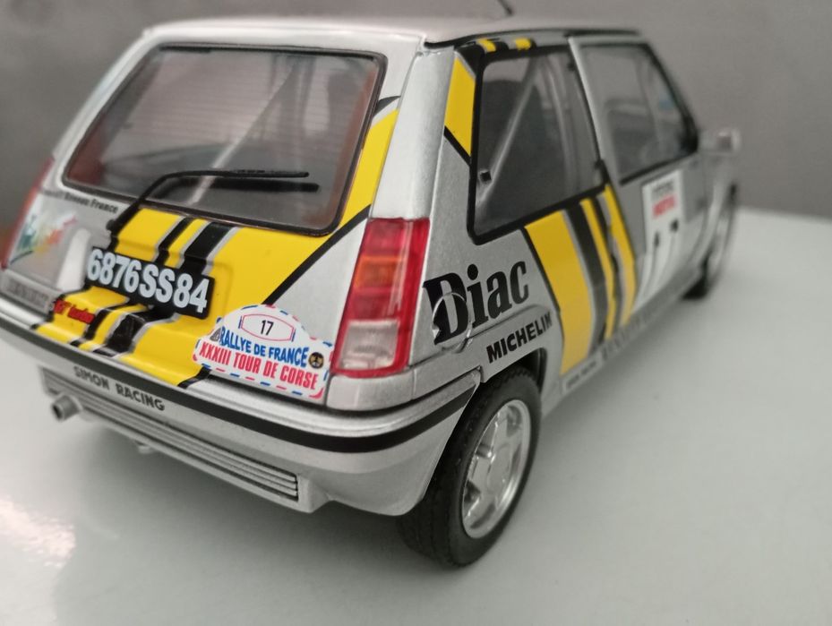 Miniaturas carros 1.18