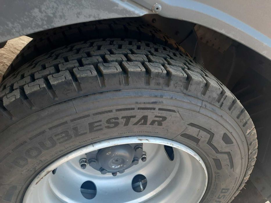 Продам авто Mercedes-Benz 815