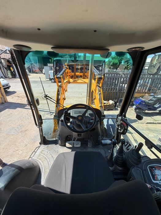 Екскаватор навантажувач JCB 3CX DIGMASTER, 2018 р. 2730 мотогодин. З ПДВ