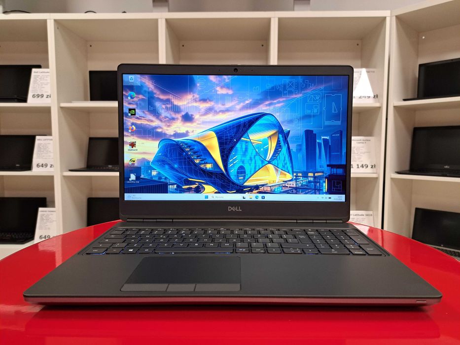 Stacja Robocza Dell Precision 7560 Xeon w-11855m 32GB 512GB RTX Win11