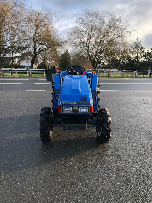 Traktorek Iseki TU185, wspomaganie, 4x4, 18KM