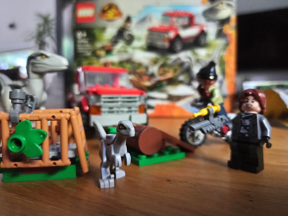 LEGO Ninjago 76946 Blue & Beta Velociraptor Capture