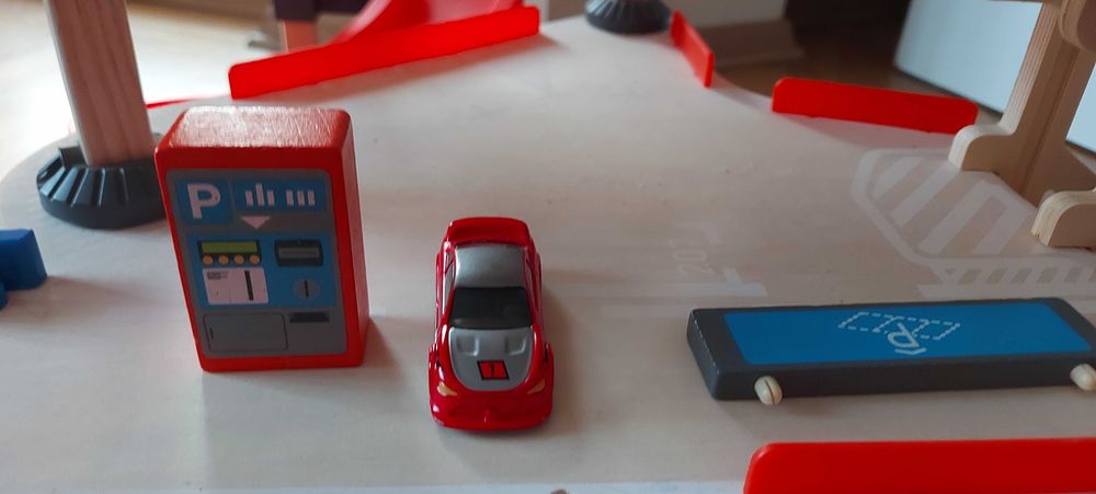 Garaż drewniany Playtive dwupoziomowy Lidl!