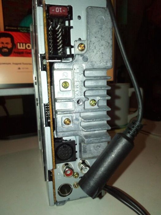 магнітола автомобільна автомагнітола нова kenwood kdc-6024y aux