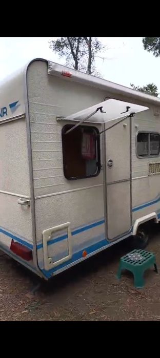 Negociável - Caravana leve e equipada 3.95m  Excelente estado!
