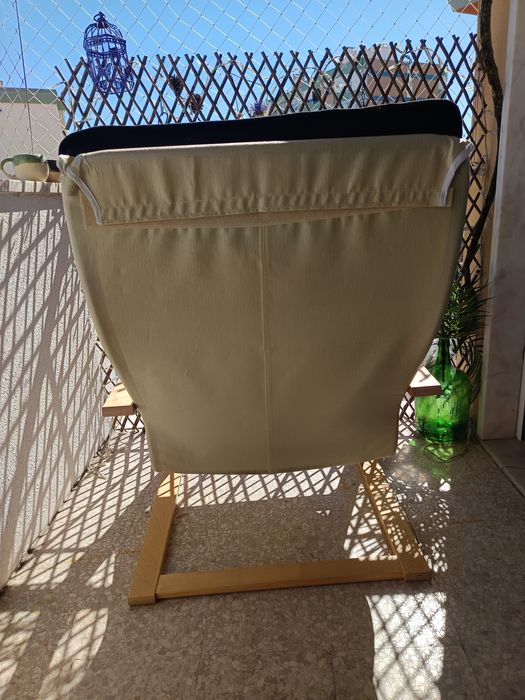 Cadeirão Poäng IKEA.