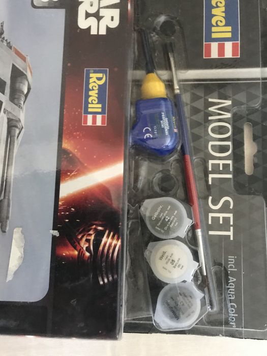 Star Wars Snow Speeder kit com tintas pincel e cola!