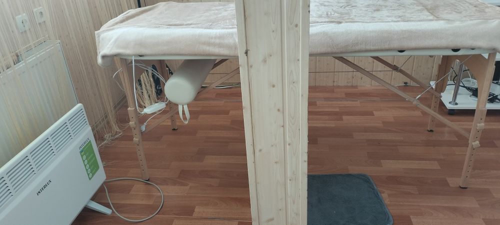 Масажна       кушетка