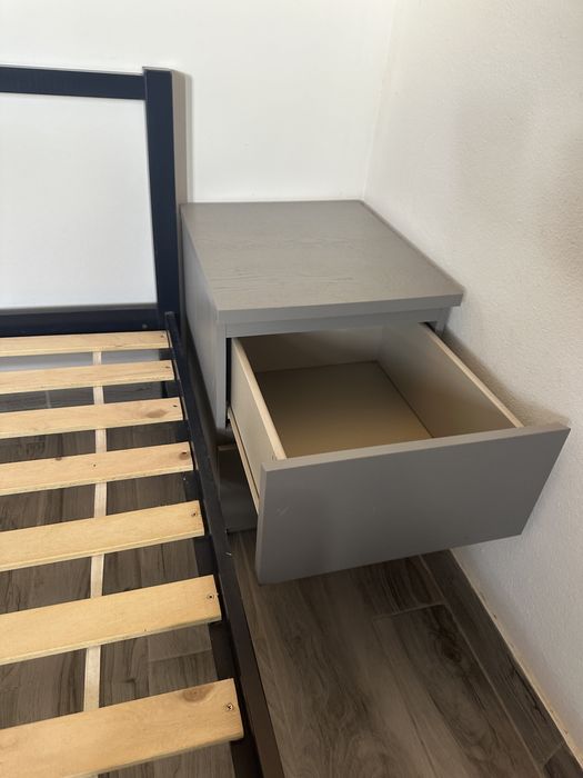 Mesa de cabeceira IKEA Azul/ Cinzento