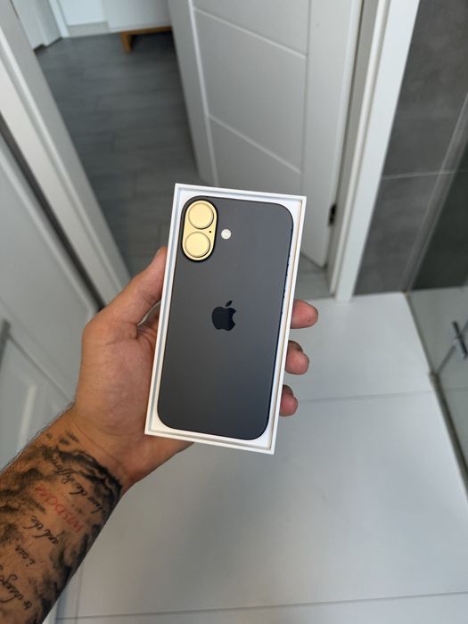 IPhone 17 256GB 100% !Prawie nowy! !Gwarancja apple! !20 cykli! !Perfekcyjny stan!