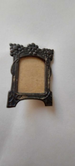 Cinco Mini Molduras antigas para fotos