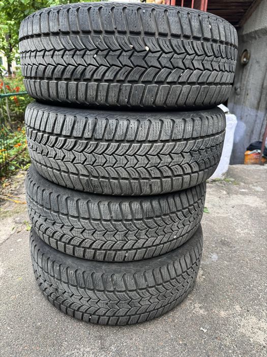 Debica 205 55 R16 зима