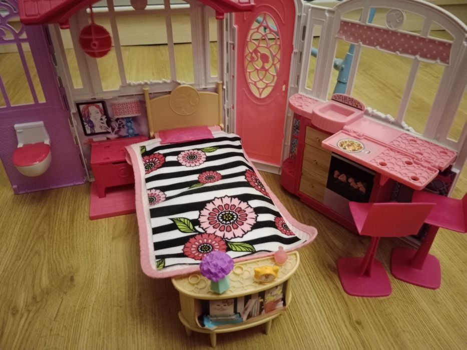 Дитячий будиночок з наповненням