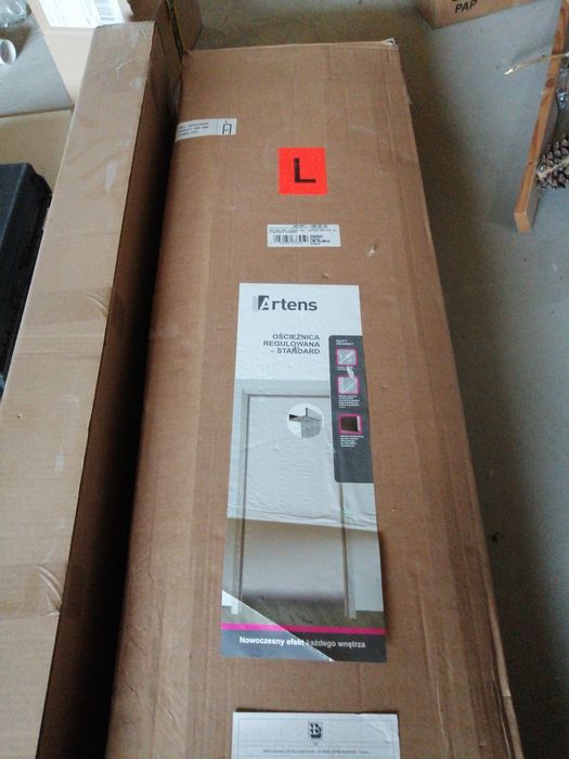 Ościeżnica regulowana 280-300 lewa