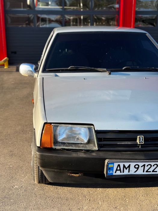 Продам автомобіль Ваз 21099