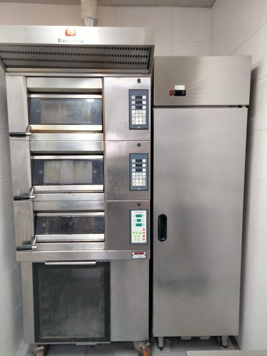 Forno da Ramalhos com estufa e armário frigorífico