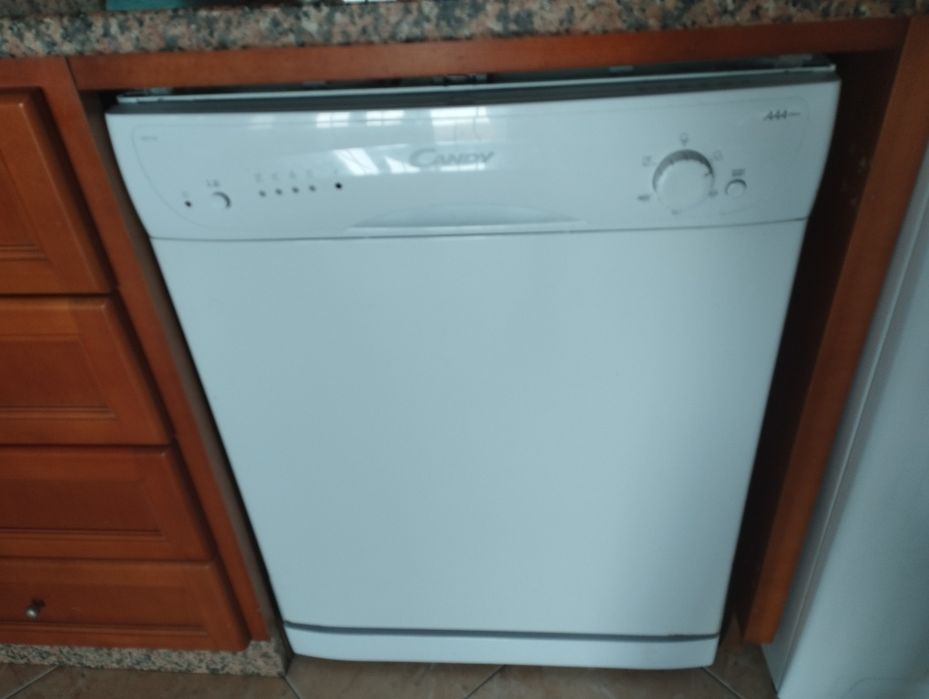 Vendo máquina de lavar louça