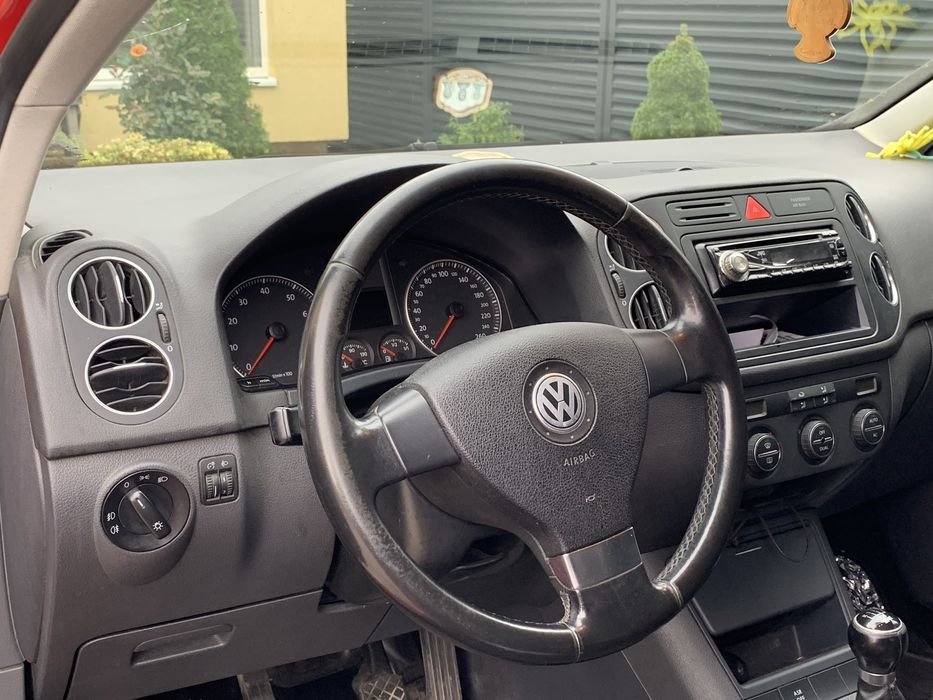 Volkswagen golf plus 2008 бензин 1,6