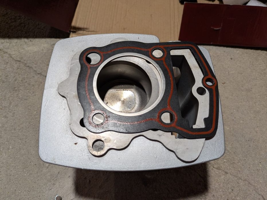 Cilindro AJP 125 completo e original NOVO