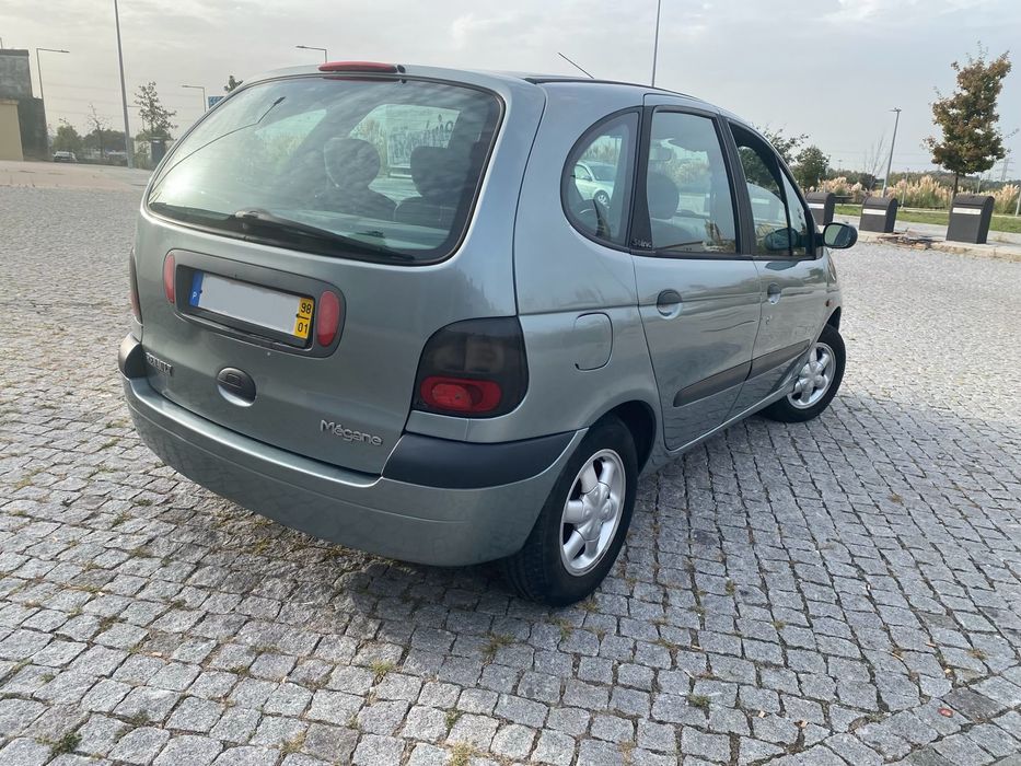 Renault Megane Scenic 1.9 dTi foto 3