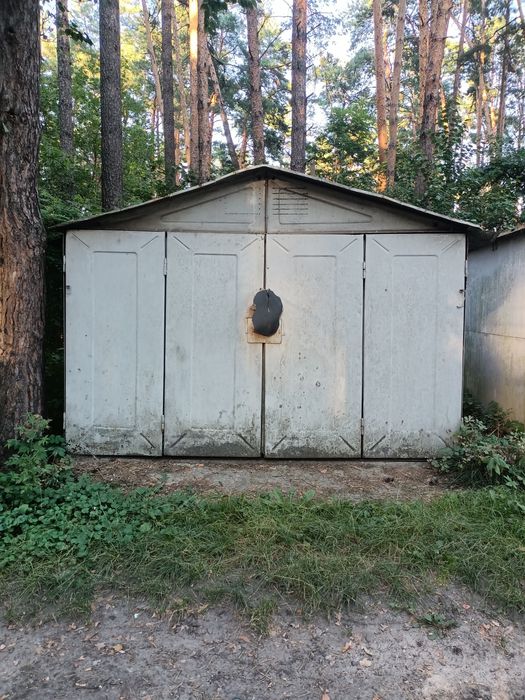 Продам гараж металевий.