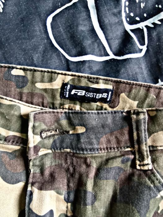 Spódniczka moro New Yorker