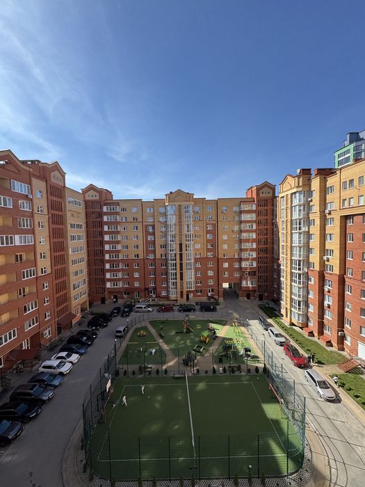 Продаж 2 кімнати Провулок Тарнавського