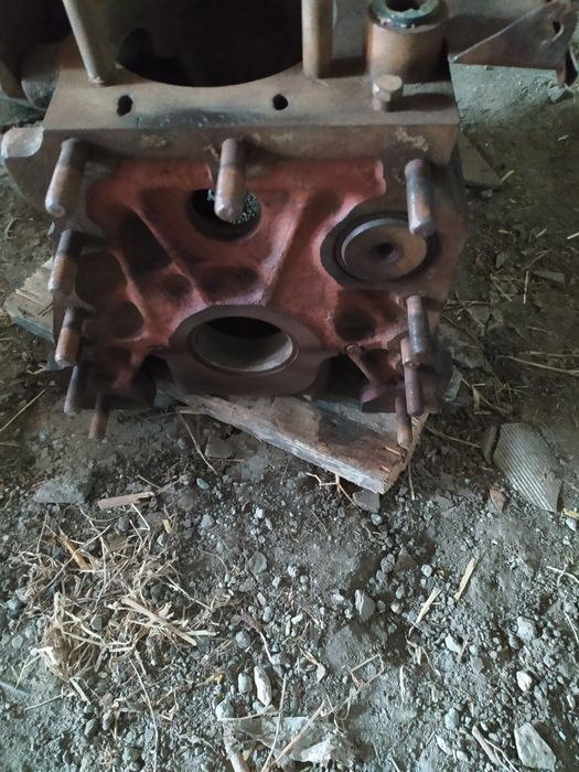 Продам запчастини до трактора Т40