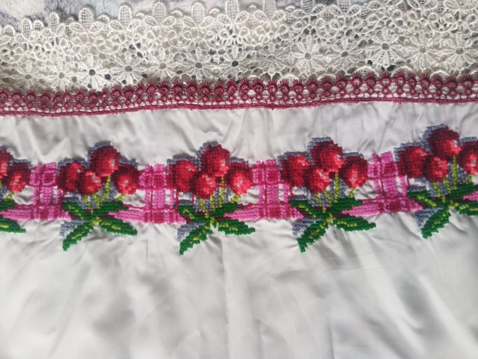 Вишите платтячко