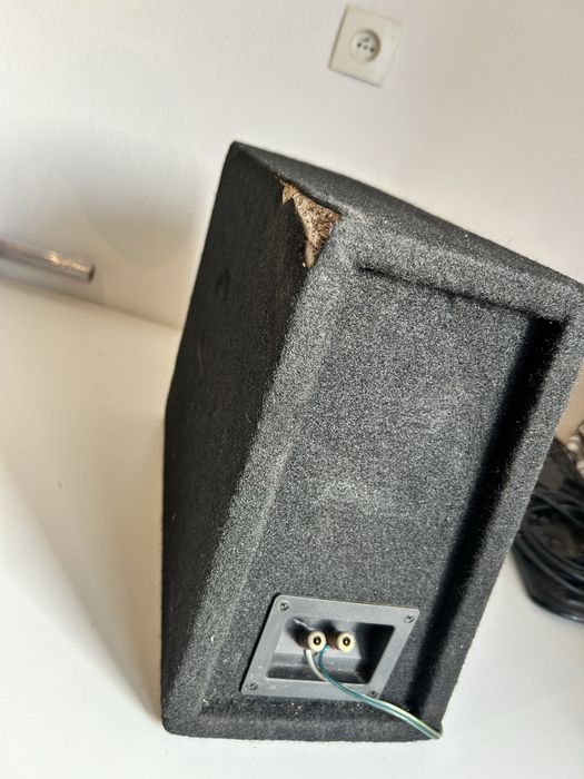 Subwoofer MTX 12’’ com caixa + amplificador MTX RTx800