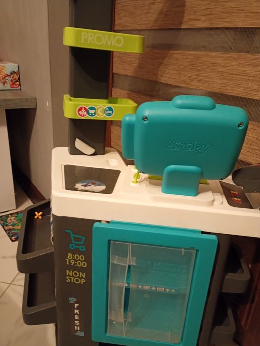 Sprzedam sklep zabawkowy smoby