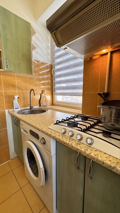 Здам 2 х кімнатну квартиру з АО по вул Бердичівській і кондиціонером