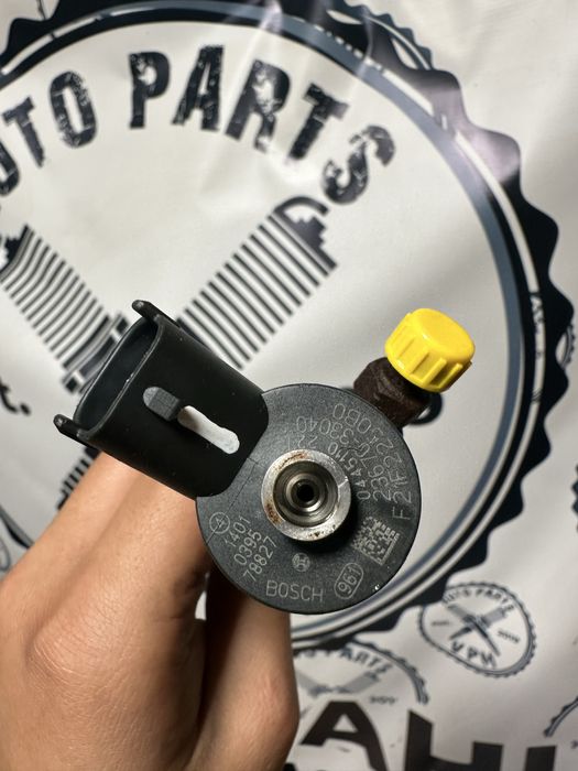 Форсунки, паливні інжектори 1.4 D4D Toyota Corolla Auris 23670-33040