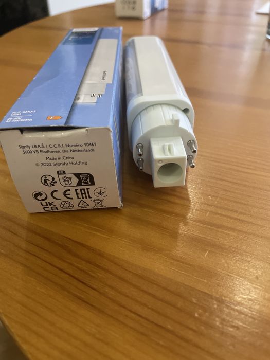 Żarówka LED Philips CorePro PLC 9W G24q-3 3000K