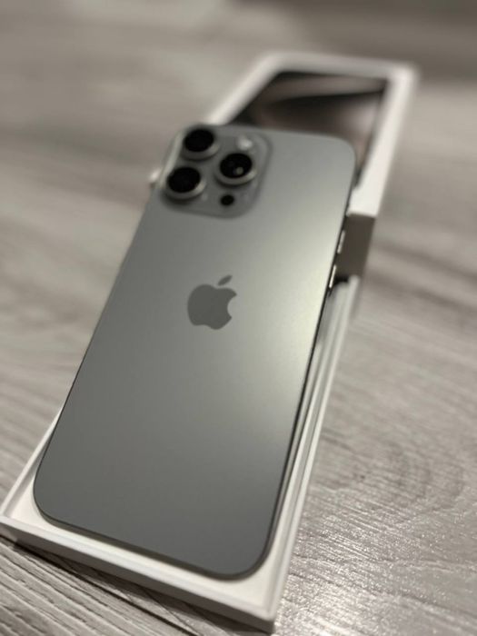 Iphone 15 pro max 512 gb Natural titanium