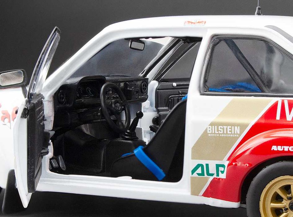 Sun Star Ford Escort Diabolique 1/18