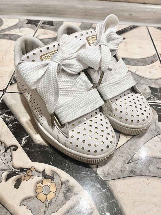 Жіночі кросівки Puma Basket Heart