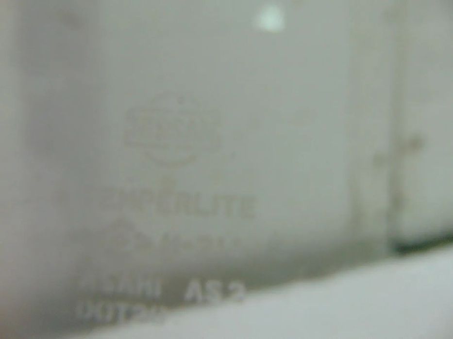 Datsun 1200 vidro oculo
