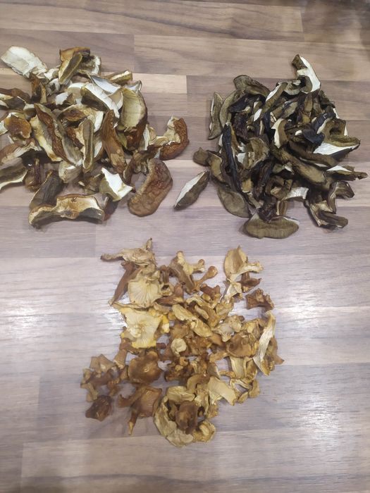 Suszone grzyby mieszanka ( kurka, podgrzybek, prawdziwek ) 3x100 g