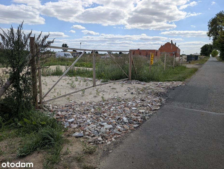 Działka budowlana 984 m² z rozpoczętą budową - Biskupice (koło Giecza) - Widok 3