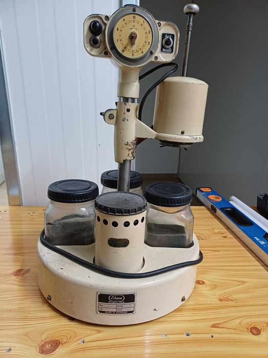 Máquina para lavar relógios