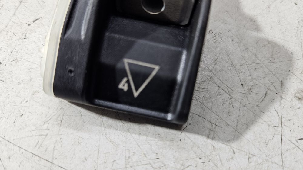 Czujnik ciśnienia powietrza w kole oponie opel astra j IV 4