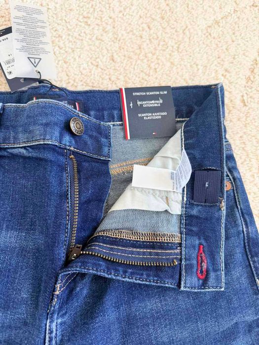 Продам нові оригінальні джинси Tommy Hilfiger  на хлопчика