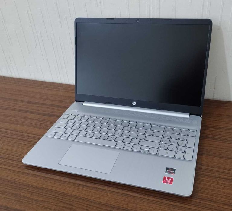 Ноутбук HP 15s-eq0005ua 8/512Гб