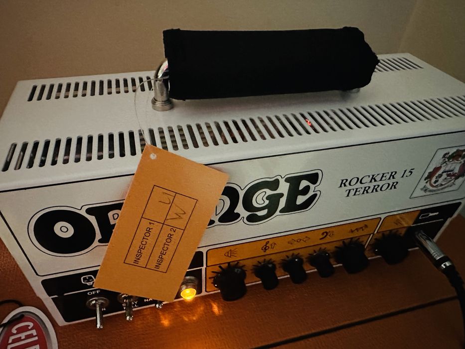 PREÇO REDUZIDO ATÉ 16/08 - apenas venda. Orange Rocker 15 Terror amp cabeça